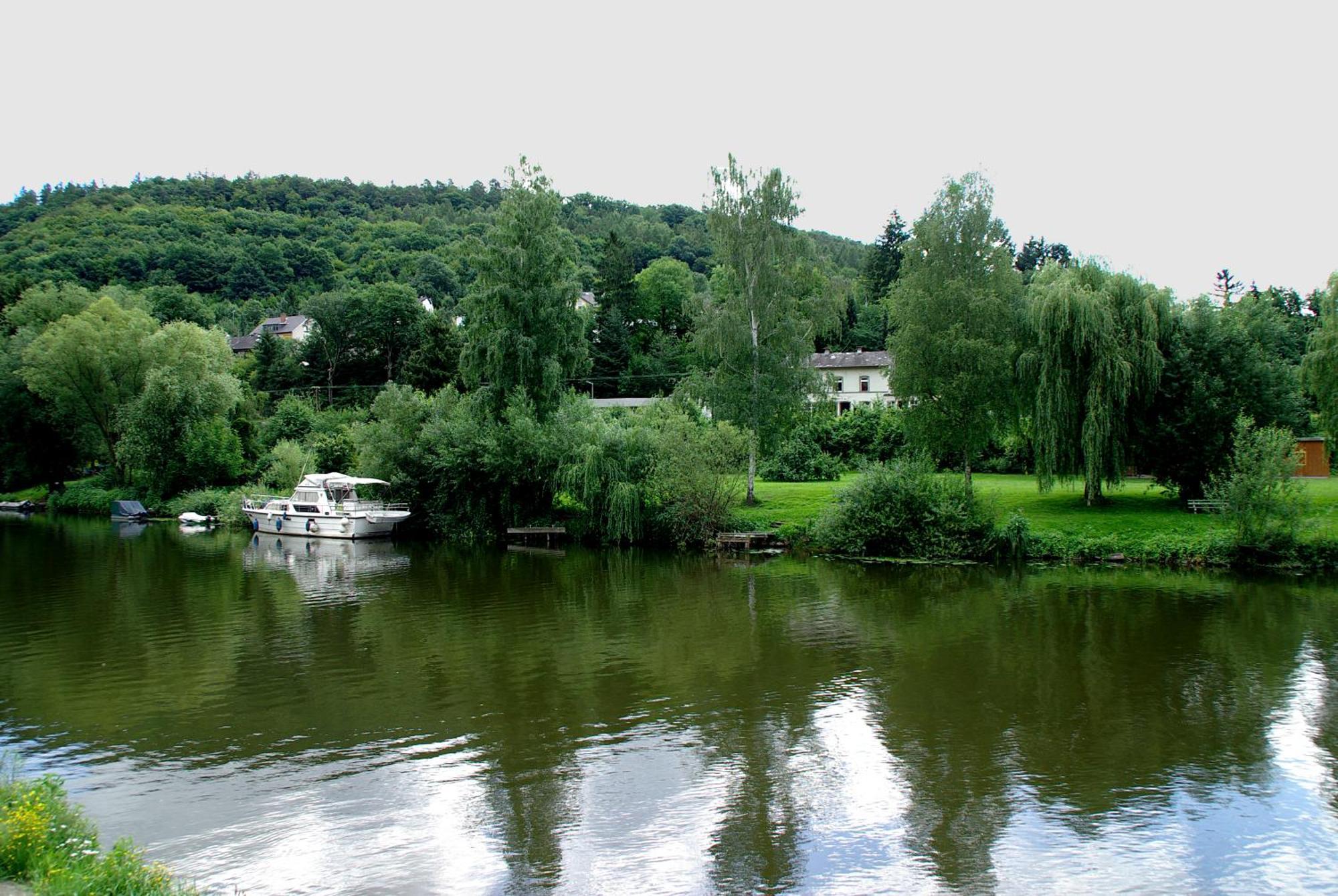 Gaestehaus Ina-Maria, Apartments Obernhof Buitenkant foto